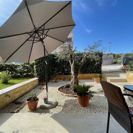 Apartment Malu Pula Bagian luar foto