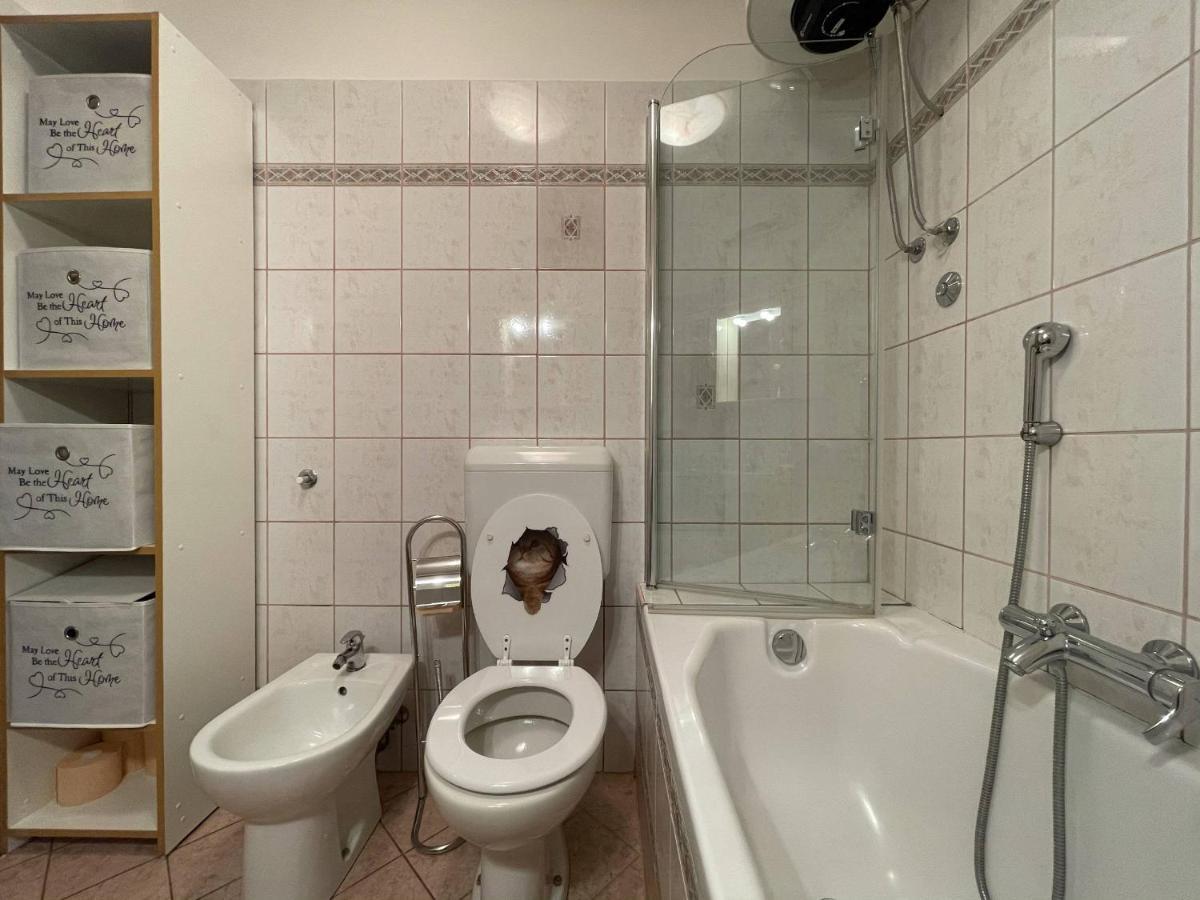 Apartment Malu Pula Bagian luar foto